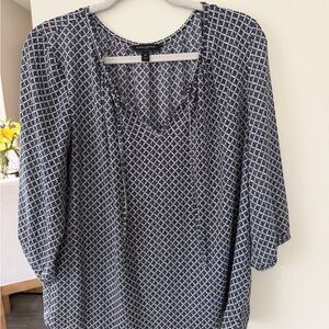 Banana Republic Navy and White Patterned Blouse